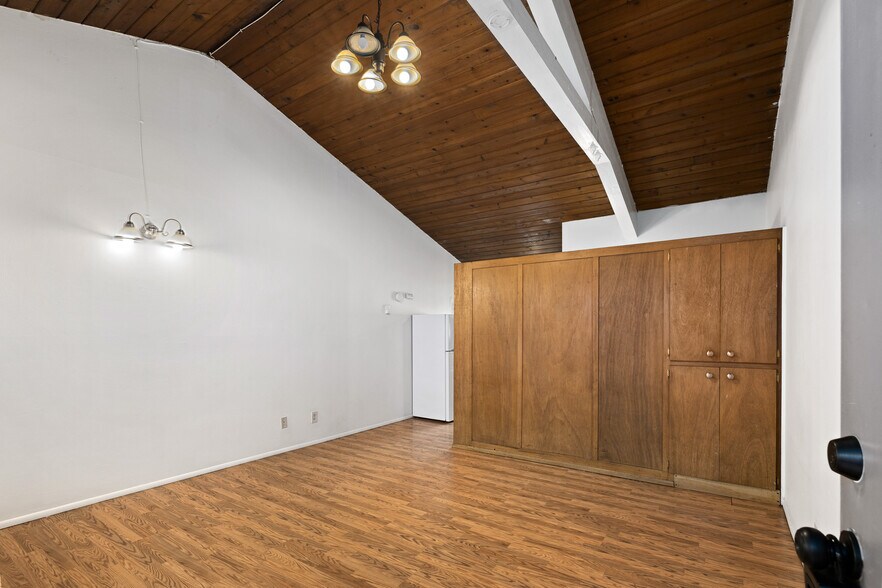 1718 Summit Ave, Seattle, WA à vendre - Photo de l’immeuble – Image 2 sur 12