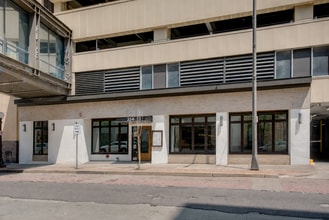 340 Wabasha St N, Saint Paul, MN à louer Photo de l’immeuble– Image 1 sur 16