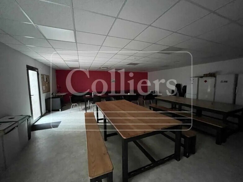 Local d’activités dans Rousset à louer - Photo intérieure – Image 3 sur 5