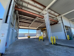 22535 N Highway 288B, Angleton, TX à louer Photo de l’immeuble– Image 2 sur 4
