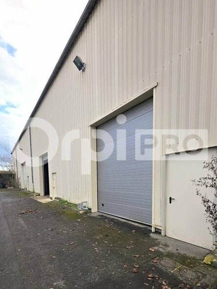 Local d’activités dans Soissons à louer - Photo de l’immeuble – Image 3 sur 5