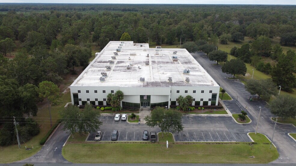 509 Commerce Blvd, Crawfordville, FL à louer - Photo principale – Image 1 sur 22