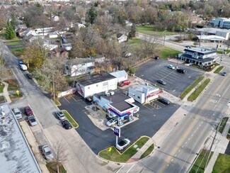 Plus de détails pour 14-16 W Naperville Rd, Westmont, IL - Local commercial à vendre