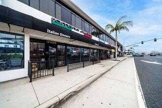 3315-3345 Newport Blvd, Newport Beach, CA à louer Photo intérieure– Image 2 sur 5