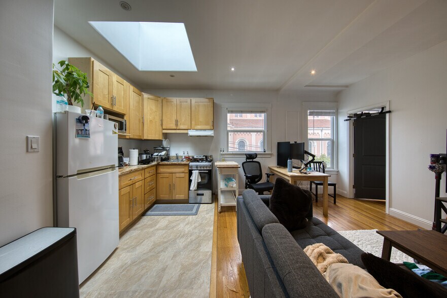 1392 Funston Ave, San Francisco, CA à vendre - Photo de l’immeuble – Image 3 sur 10