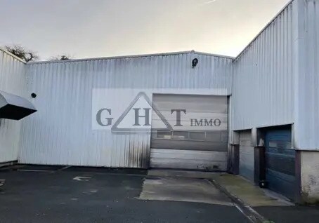 Industriel/Logistique dans Creil à vendre - Photo de l’immeuble – Image 2 sur 6