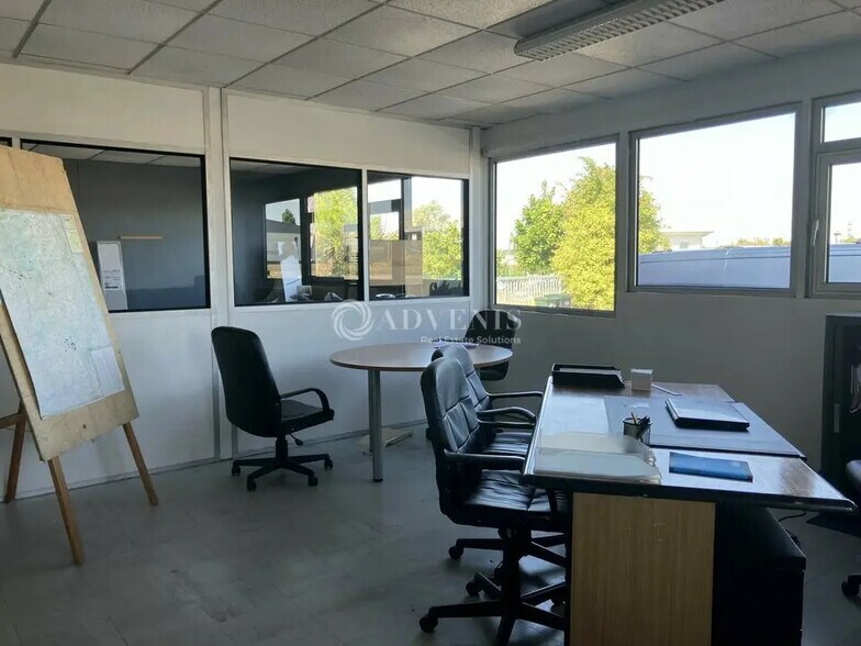 Local commercial dans Bourges à louer - Photo intérieure – Image 2 sur 5