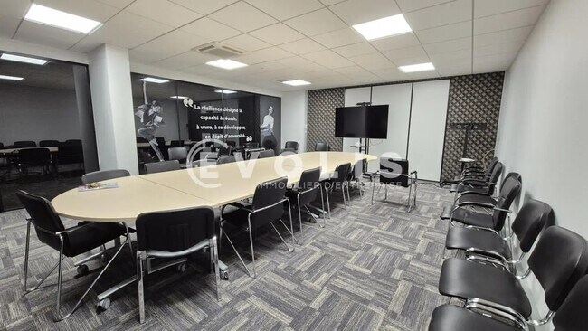 Plus de détails pour Bureau à vendre