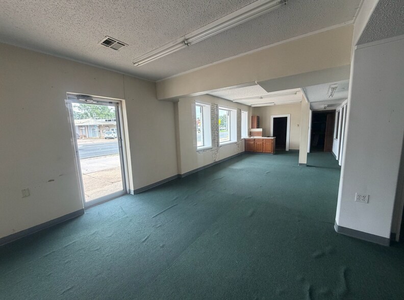 3910 Youree Dr, Shreveport, LA à louer - Photo intérieure – Image 3 sur 9