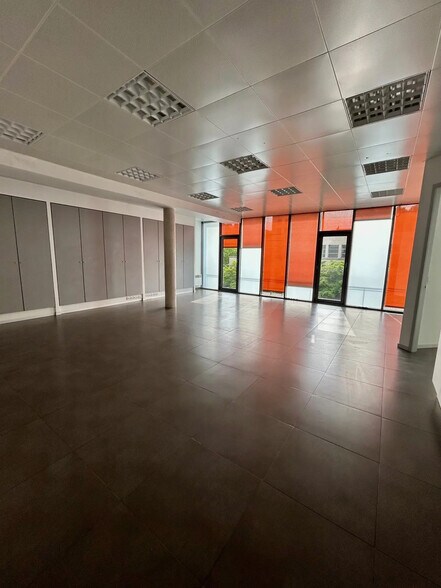 7 Avenue De La Porte De Vanves, Paris à louer - Photo de l’immeuble – Image 2 sur 3