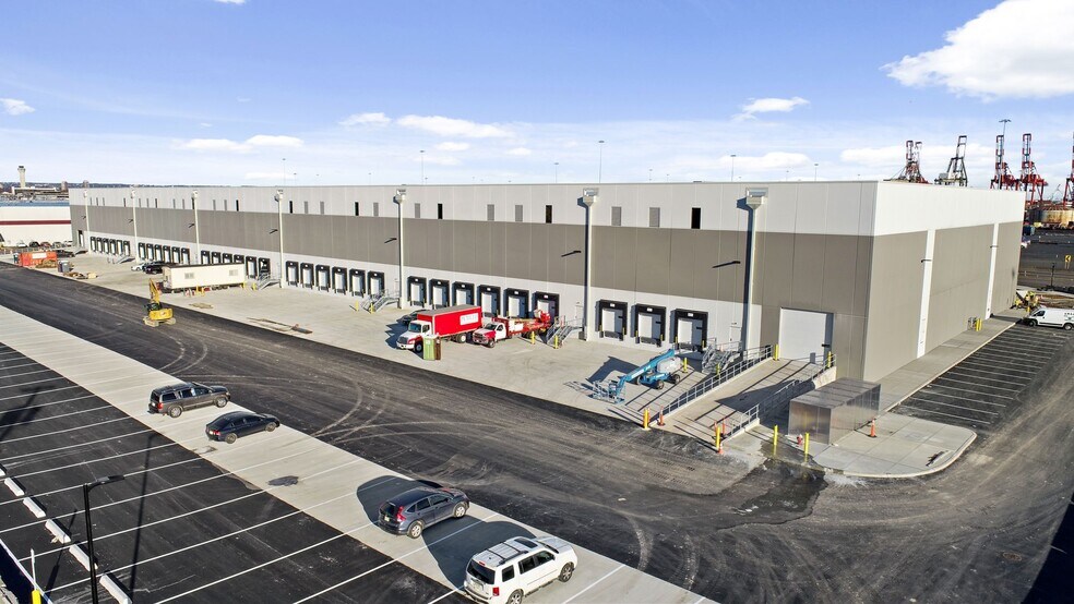 5-61 Bay Ave, Elizabeth, NJ à louer - Photo de l’immeuble – Image 3 sur 5