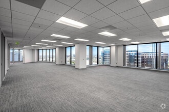18101 Von Karman Ave, Irvine, CA à louer Numérisation 3D Matterport– Image 1 sur 6