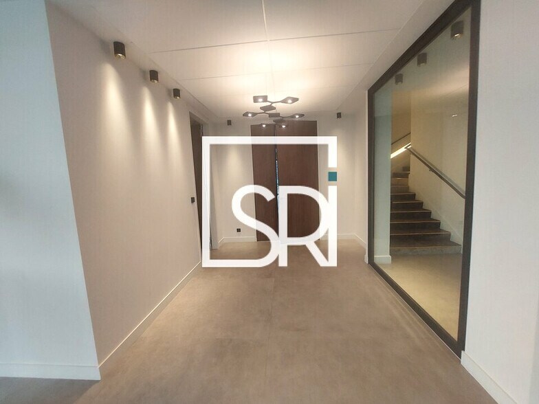 1 Rue Eric De Cromières, Clermont-Ferrand à louer - Photo intérieure – Image 3 sur 12