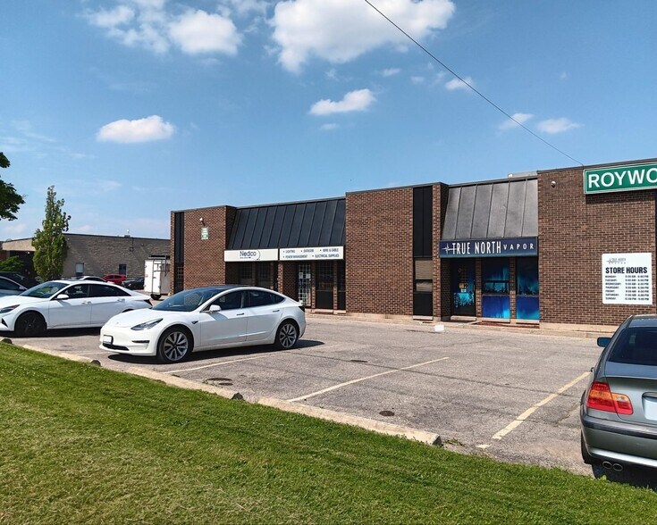 51 Woodyatt Dr, Brantford, ON à louer - Photo de l’immeuble – Image 2 sur 4