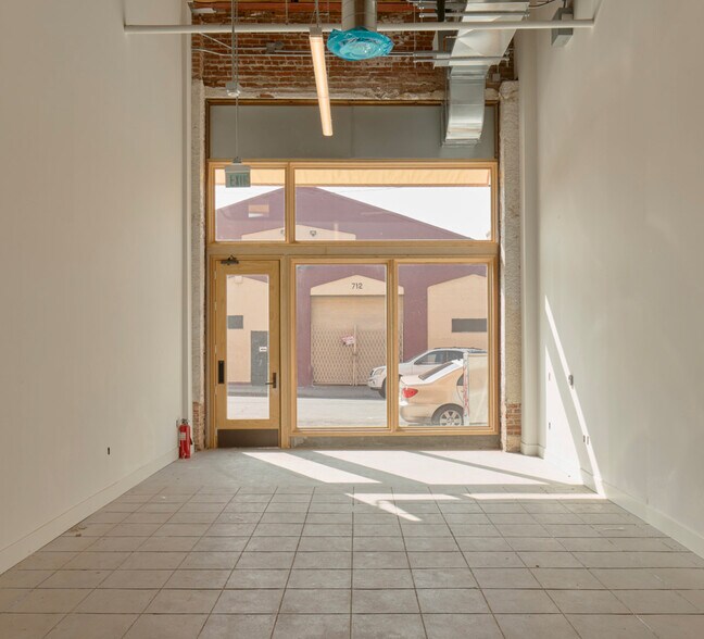2500 W 7th St, Los Angeles, CA à vendre - Photo de l’immeuble – Image 2 sur 8