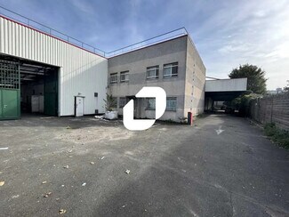 Plus de détails pour Local d'activités à louer