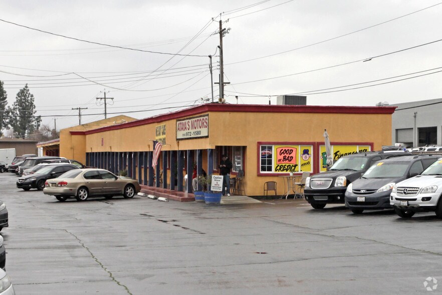 3409 Fulton Ave, Sacramento, CA à vendre - Photo principale – Image 1 sur 2