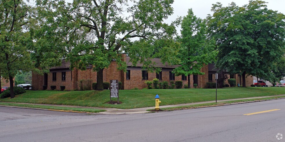 1821 E High St, Springfield, OH à vendre - Photo de l’immeuble – Image 2 sur 2