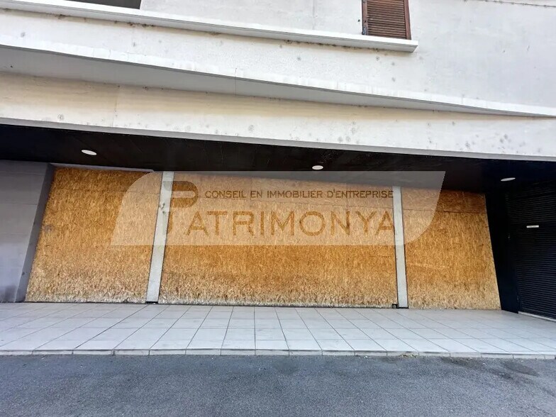 Local commercial dans Marseille à vendre - Photo de l’immeuble – Image 2 sur 5