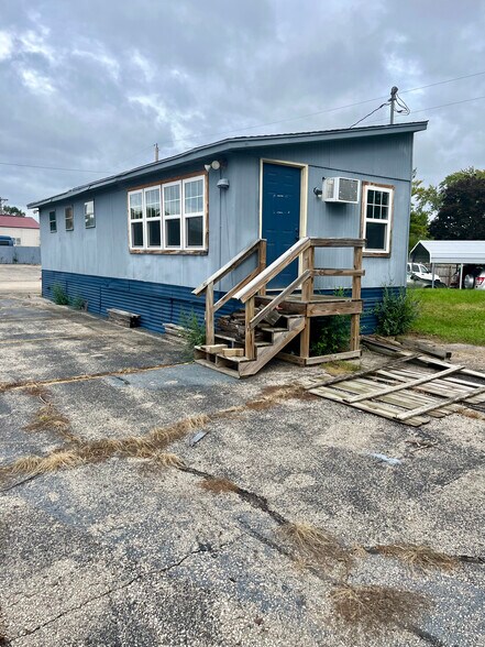 N5106 WI-35, Onalaska, WI à louer - Photo de l’immeuble – Image 2 sur 12