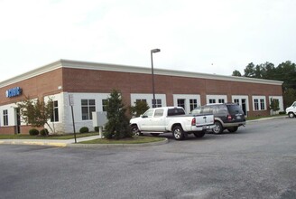 4240 Crossings Blvd, Prince George, VA à louer Photo de l’immeuble– Image 1 sur 3