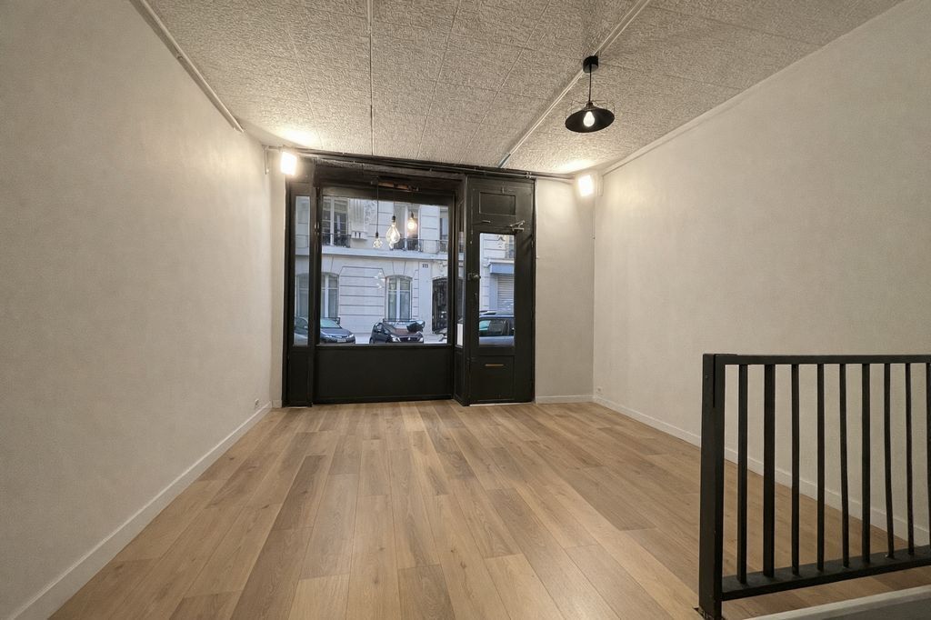 9 Rue Ernest Cresson, Paris à louer Photo de l’immeuble– Image 1 sur 7