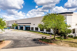 Plus de détails pour 14000 Summit Dr, Austin, TX - Local d'activités à louer