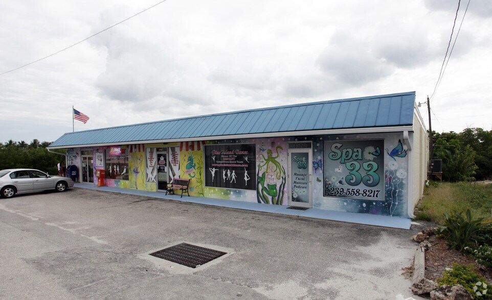 4547 Pine Island Rd, Matlacha, FL à vendre - Photo de l’immeuble – Image 2 sur 26