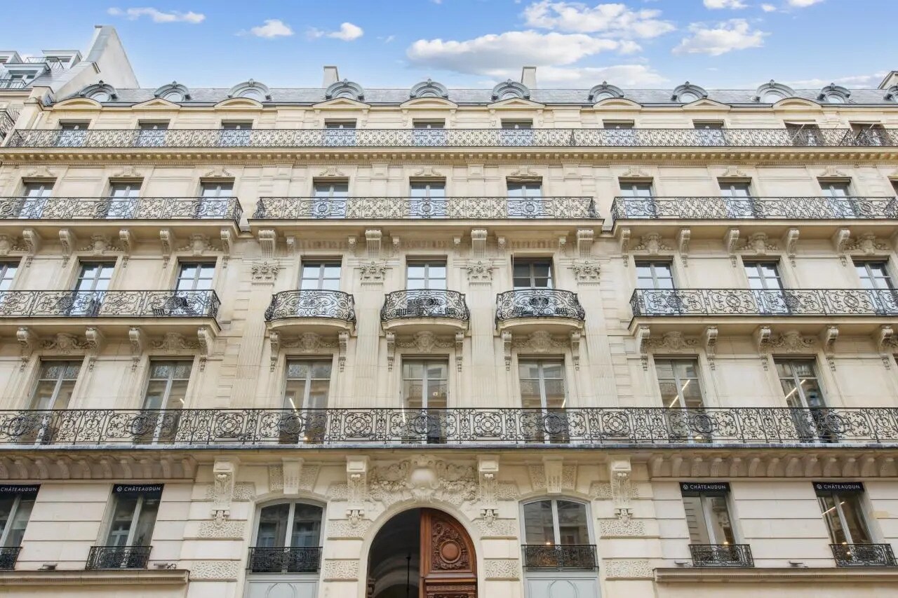 Bureau dans Paris à louer Photo de l’immeuble– Image 1 sur 39