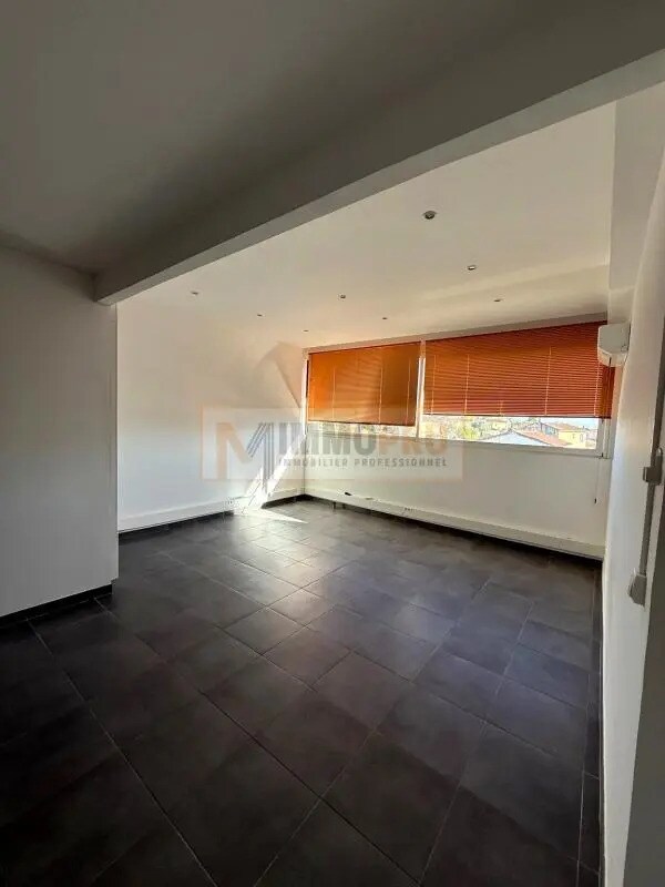 Bureau dans Biot à louer Photo de l’immeuble– Image 1 sur 5