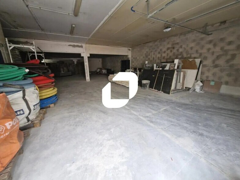 Local d'activités dans Fontenay-Trésigny à vendre - Photo intérieure – Image 3 sur 6