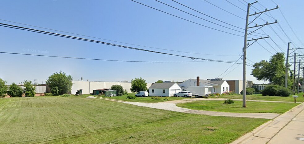1033 Wheeling Rd, Wheeling, IL à vendre - Photo de l’immeuble – Image 1 sur 12