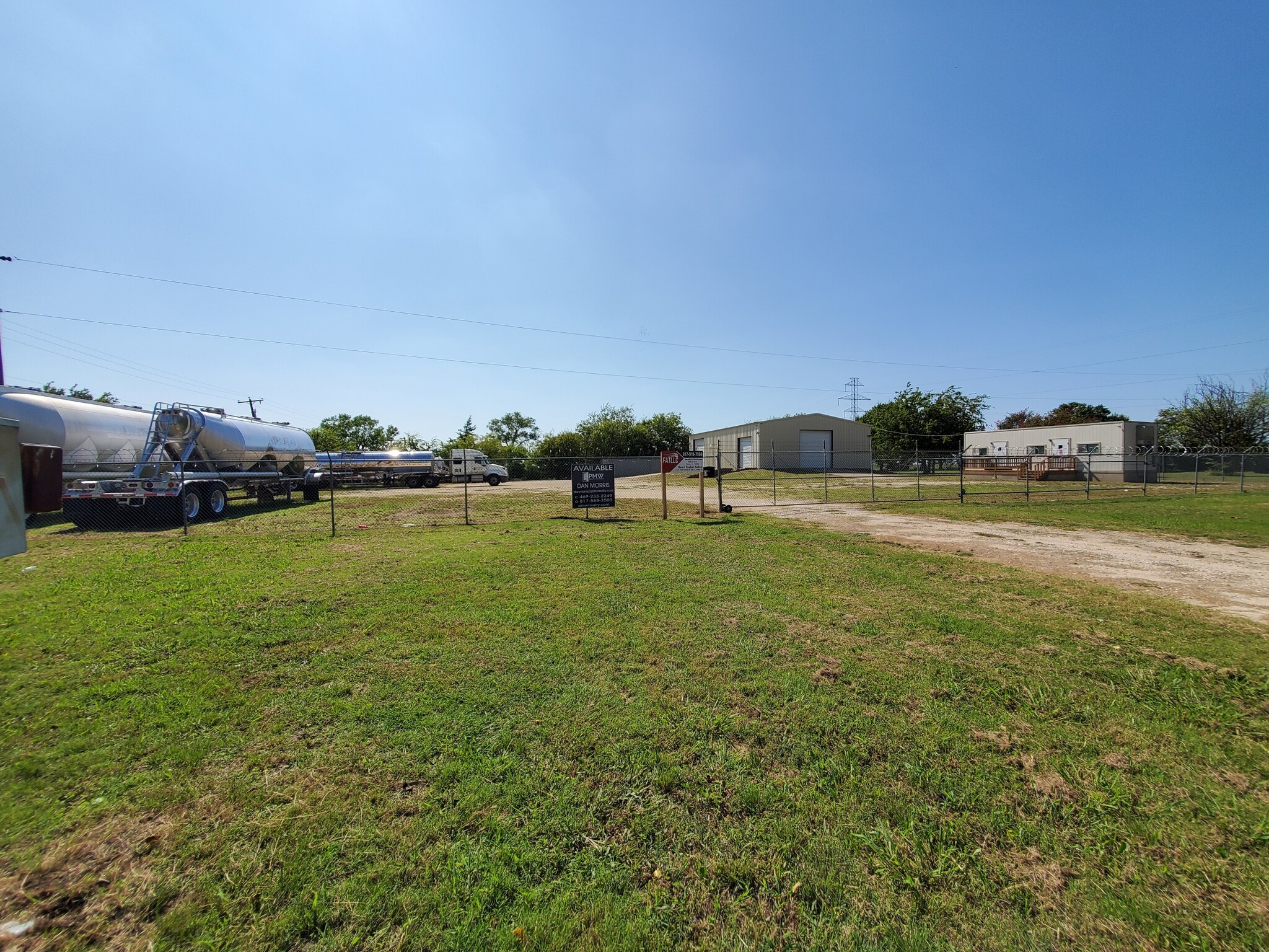 732 County Road 214, Venus, TX à louer Photo de l’immeuble– Image 1 sur 6