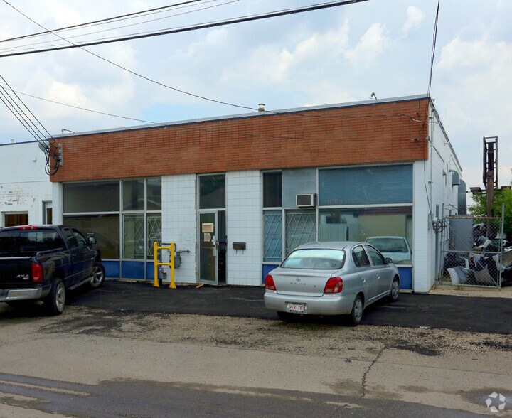 2 Bldgs, Co. & Equip portefeuille de 2 biens à vendre sur LoopNet.fr - Photo de l’immeuble – Image 2 sur 2