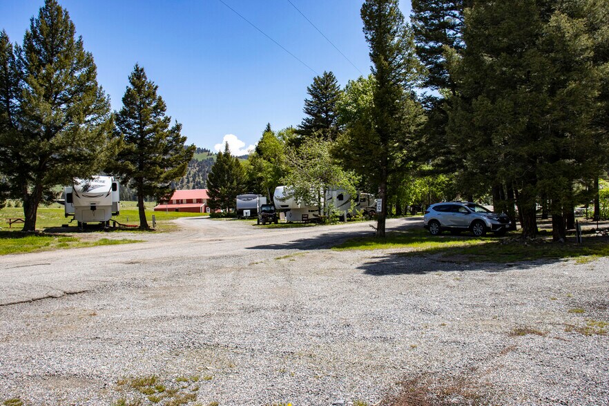 29 Frontage Rd, Basin, MT à vendre - Autre – Image 1 sur 30