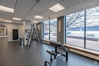 1 Van Der Donck St, Yonkers, NY à louer Photo intérieure– Image 1 sur 9