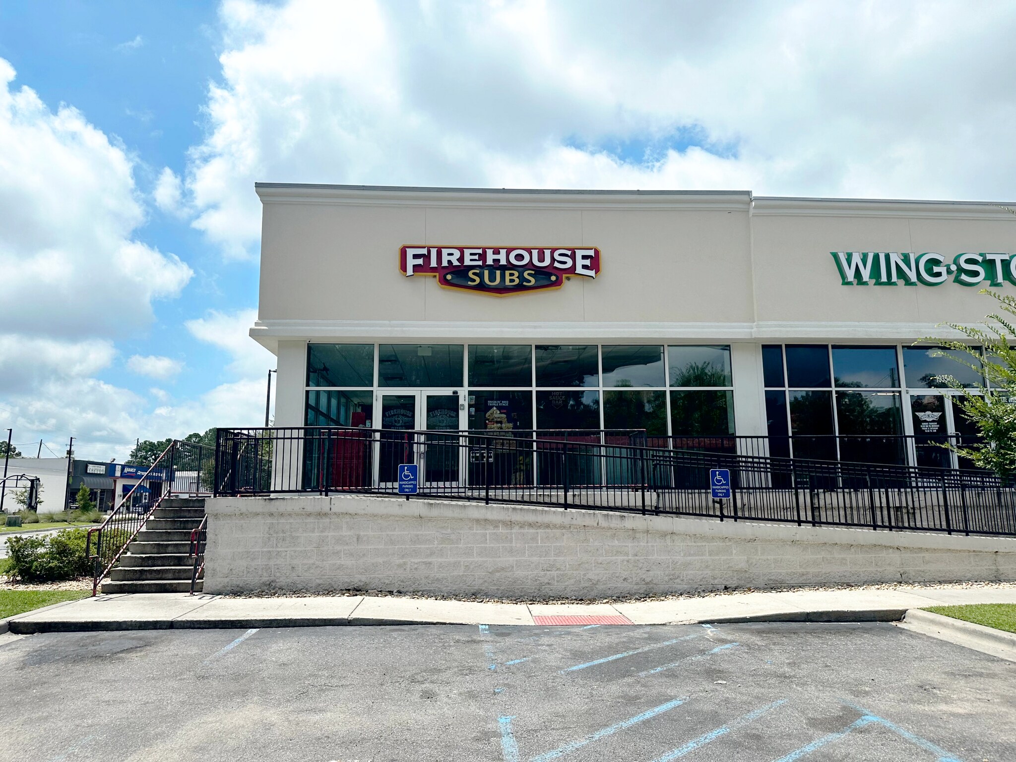 1935 E Victory Dr, Savannah, GA à louer Photo de l’immeuble– Image 1 sur 4