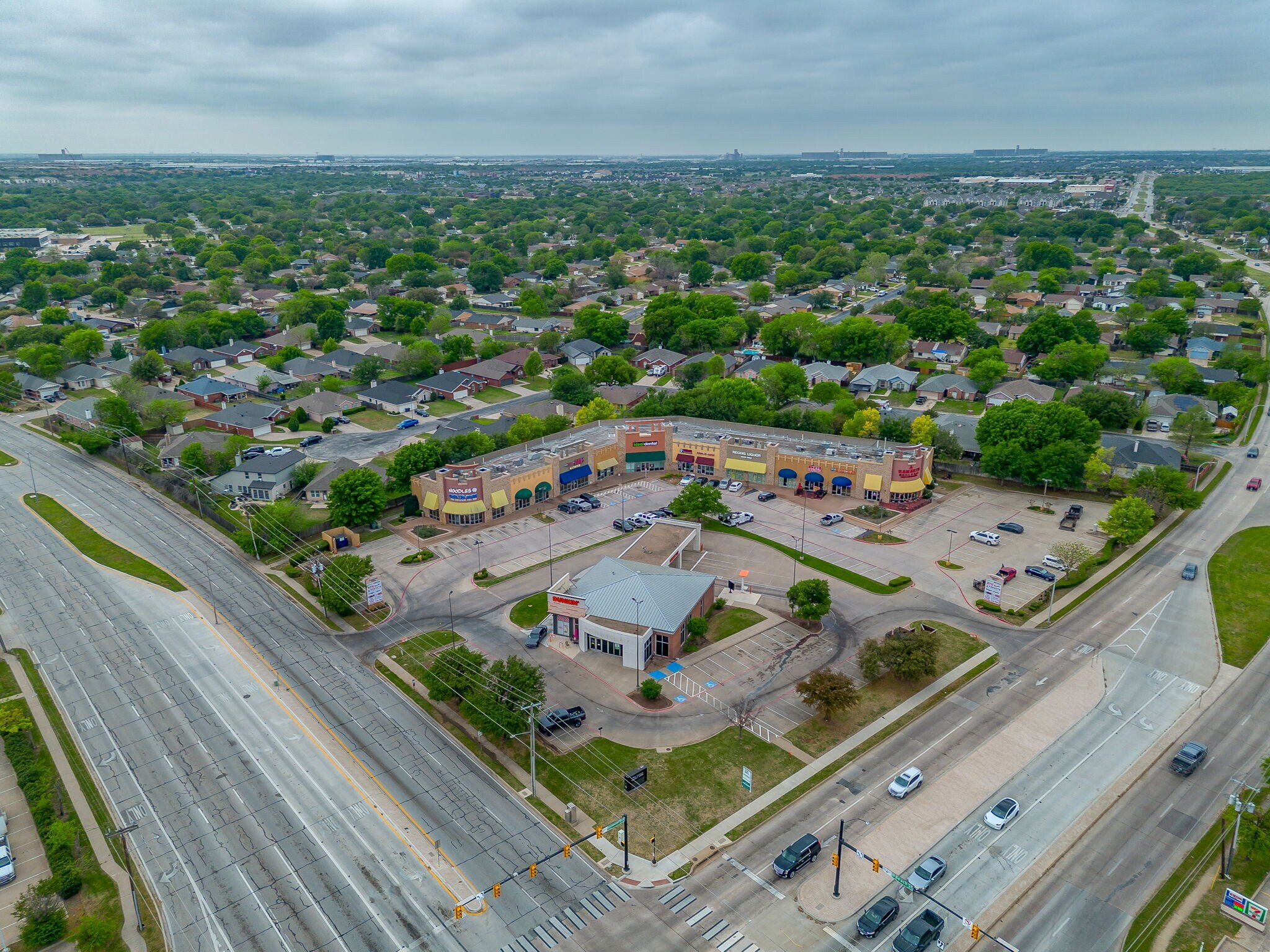 7355 N Beach St, Fort Worth, TX à louer Photo principale– Image 1 sur 9