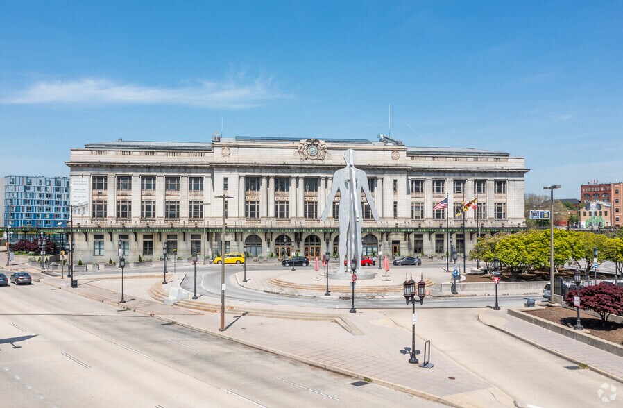 1500 N Charles St, Baltimore, MD à louer - Photo de l’immeuble – Image 1 sur 4