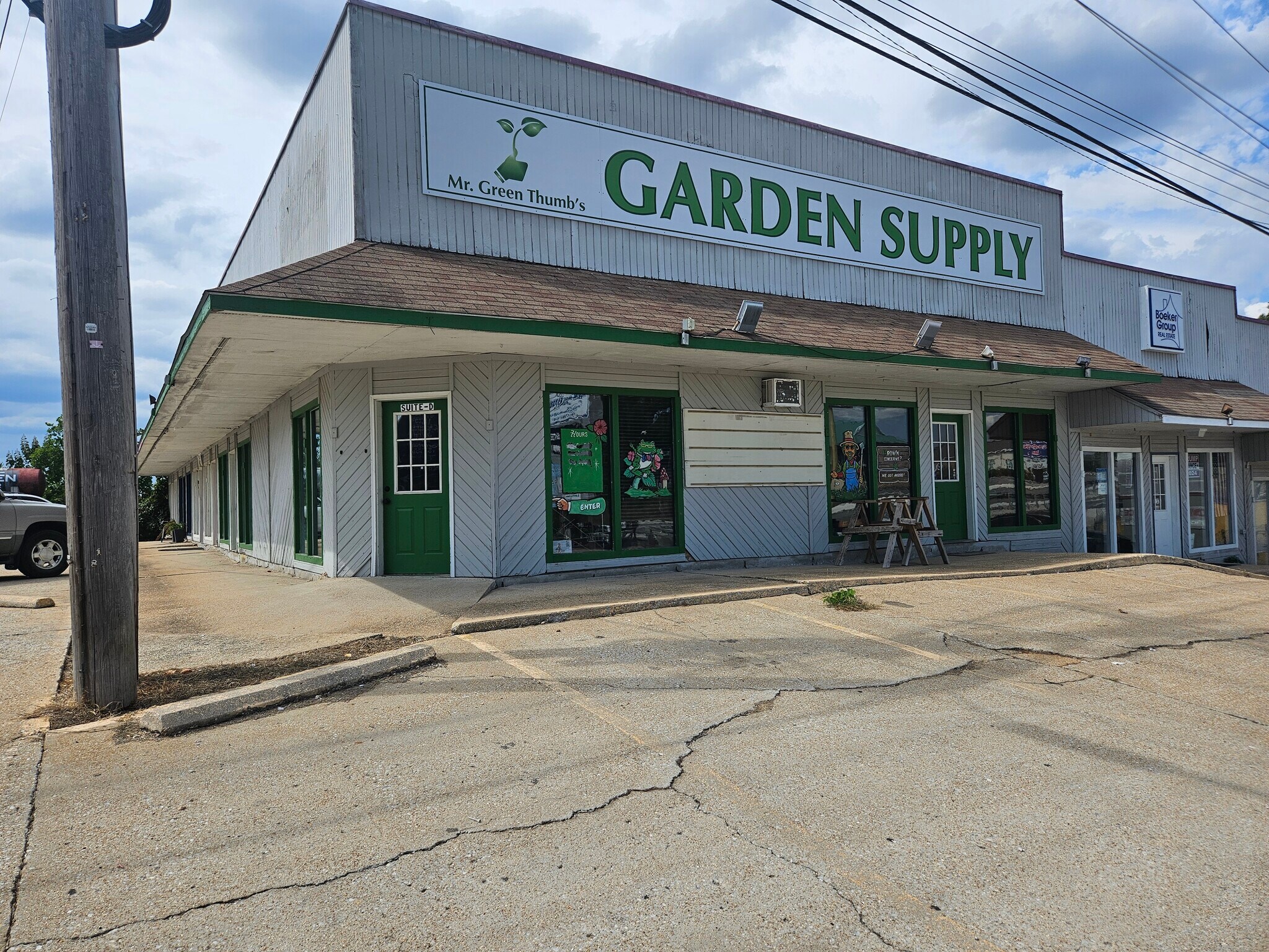 8956 E State Highway 76, Branson West, MO à louer Photo de l’immeuble– Image 1 sur 9