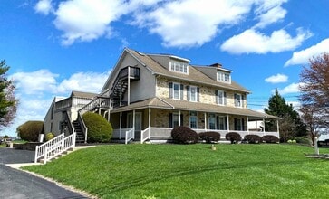 1799 Horseshoe Pike, Honey Brook, PA à louer Photo de l’immeuble– Image 1 sur 3