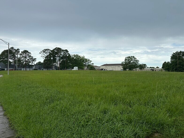 3380 Bluebonnet Blvd, Baton Rouge, LA à vendre - Photo de l’immeuble – Image 3 sur 10