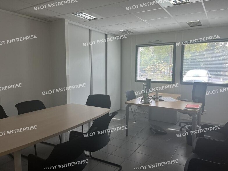 Bureau dans Quimper à louer - Photo intérieure – Image 2 sur 8