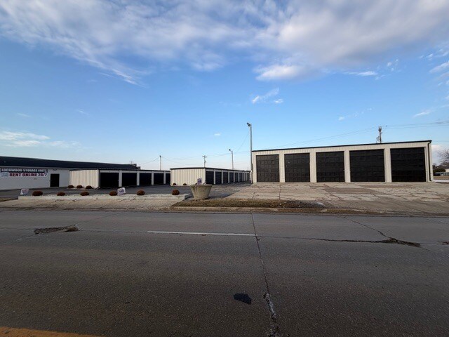 1552 22nd Ave, Kenosha, WI à vendre - Photo de l’immeuble – Image 3 sur 4