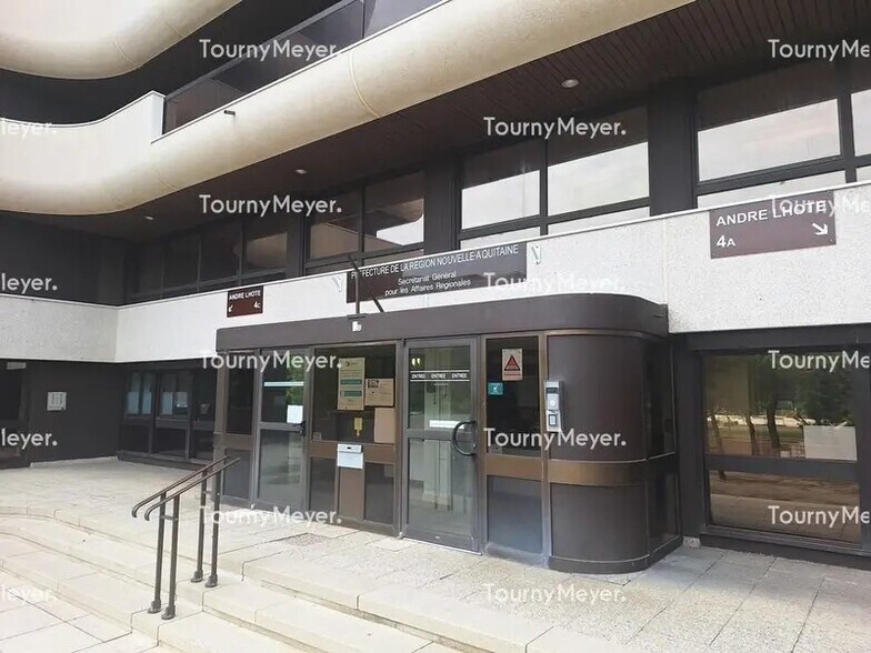 Bureau dans Bordeaux à vendre - Photo de l’immeuble – Image 2 sur 7