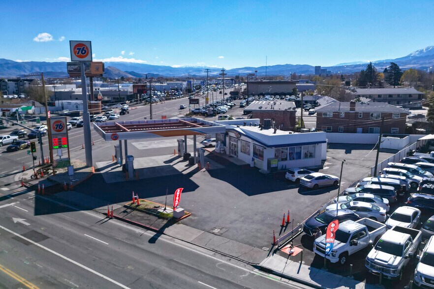 1790 Mill St, Reno, NV à vendre - Photo de l’immeuble – Image 3 sur 15
