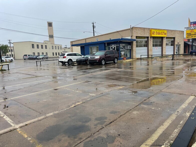 2085 S Garland Ave, Garland, TX à louer - Photo de l’immeuble – Image 2 sur 5