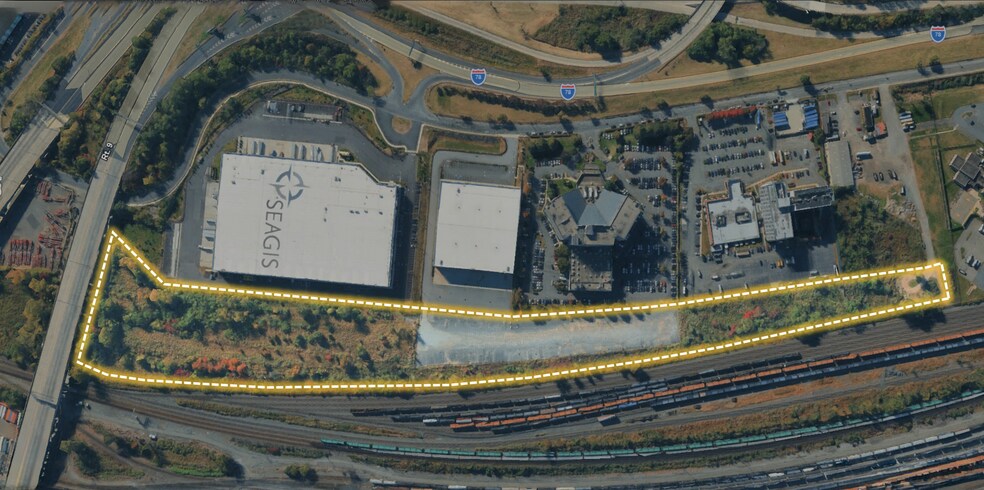 120 Frontage Rd, Newark, NJ à louer - Photo de l’immeuble – Image 3 sur 4