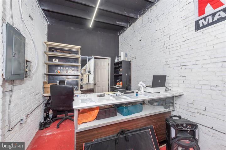 625 N Streeper St, Baltimore, MD à vendre - Photo de l’immeuble – Image 2 sur 18