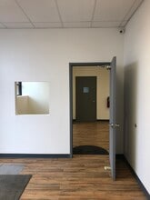 746 Gotham Pky, Carlstadt, NJ à louer Photo intérieure– Image 2 sur 15